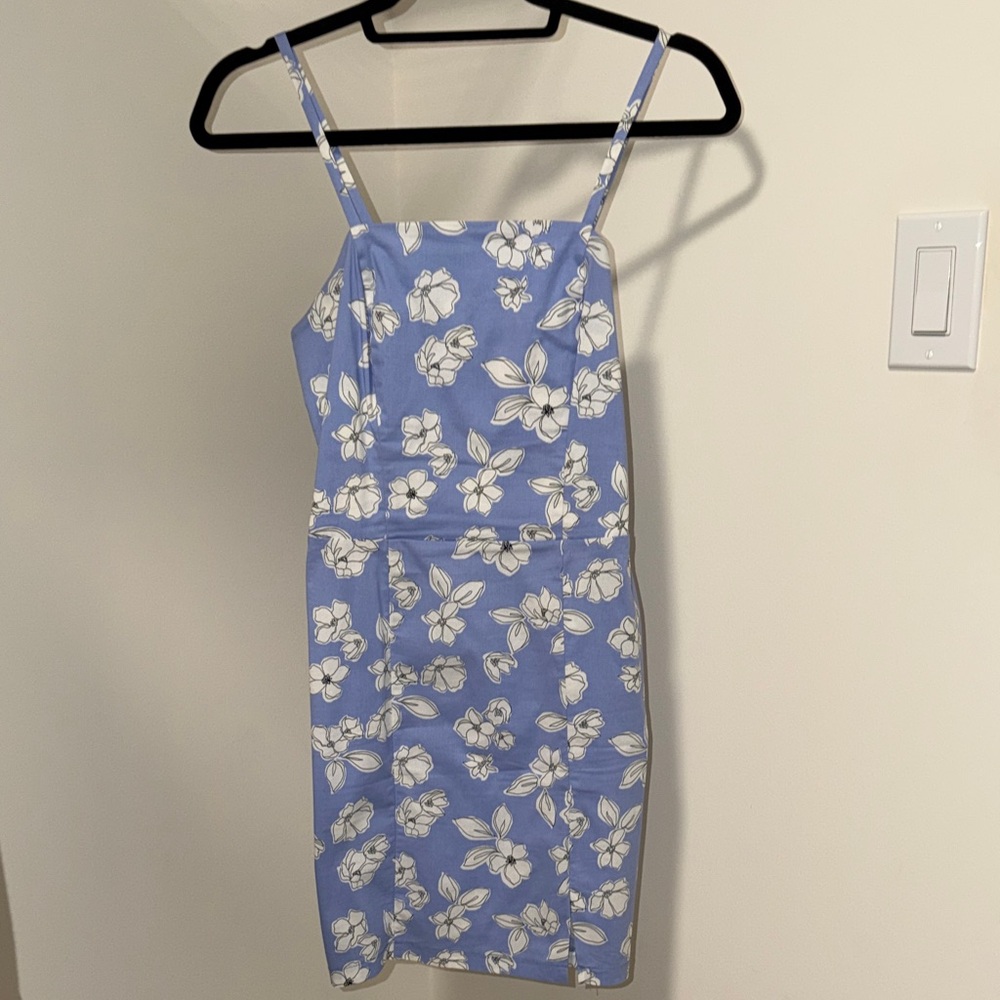 Spense Blue and White Floral Mini Dress